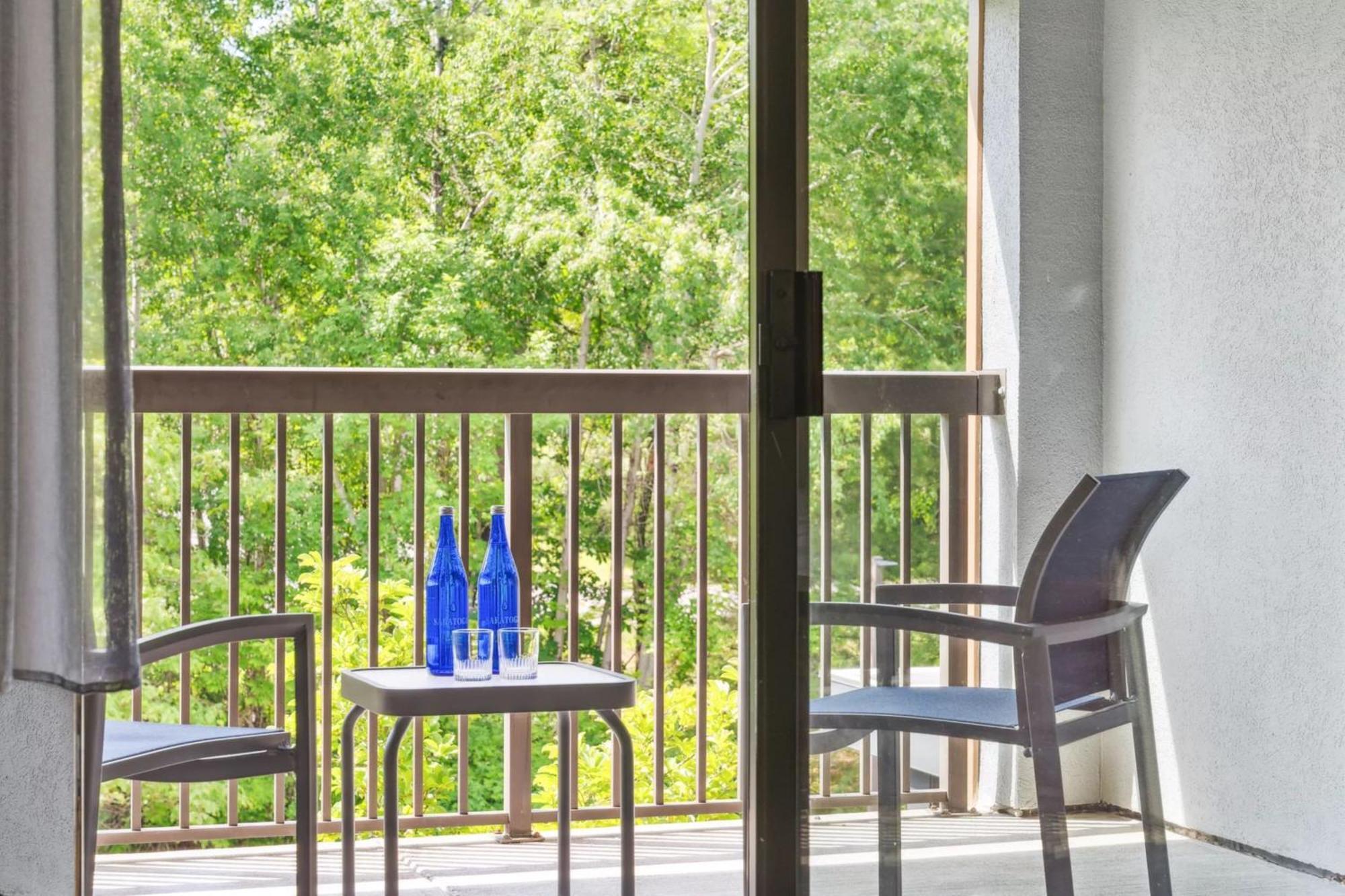 Courtyard Burlington Williston Hotell Eksteriør bilde